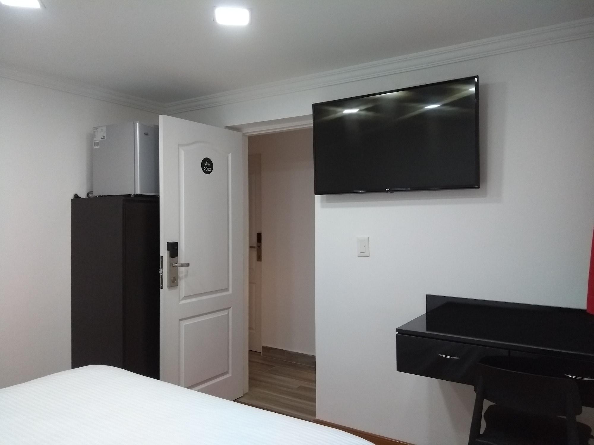Hotel Veler Restaurante ميديلين المظهر الخارجي الصورة